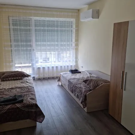 Apartmán Модерен И Стилен Апартамент За Гости 